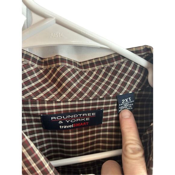 Round Tree & Yorke Travel Smart Sz 2XT Tall Long Sleeve Button-Down Brown Shirt - Picture 3 of 10
